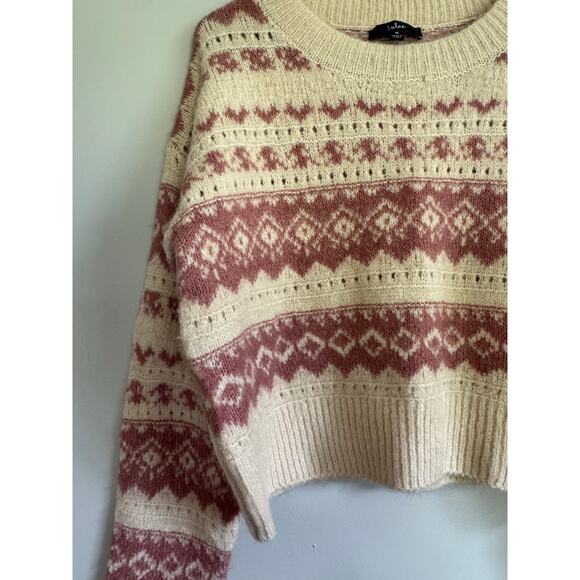 Lulu's Nordic cropped‎ sweater cream/ pink design size medium - Picture 2 of 5